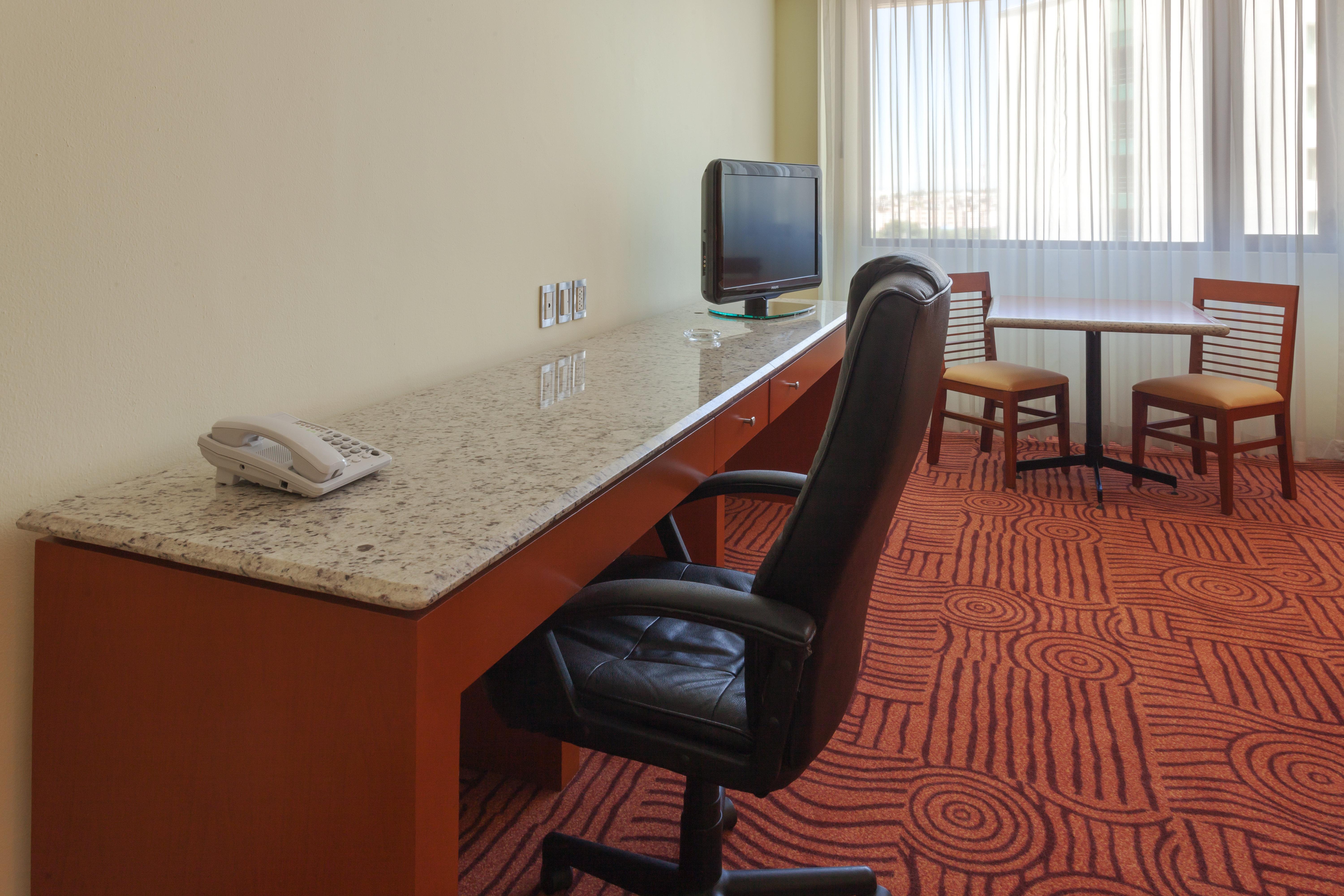Holiday Inn Puebla Finsa By Ihg Εξωτερικό φωτογραφία