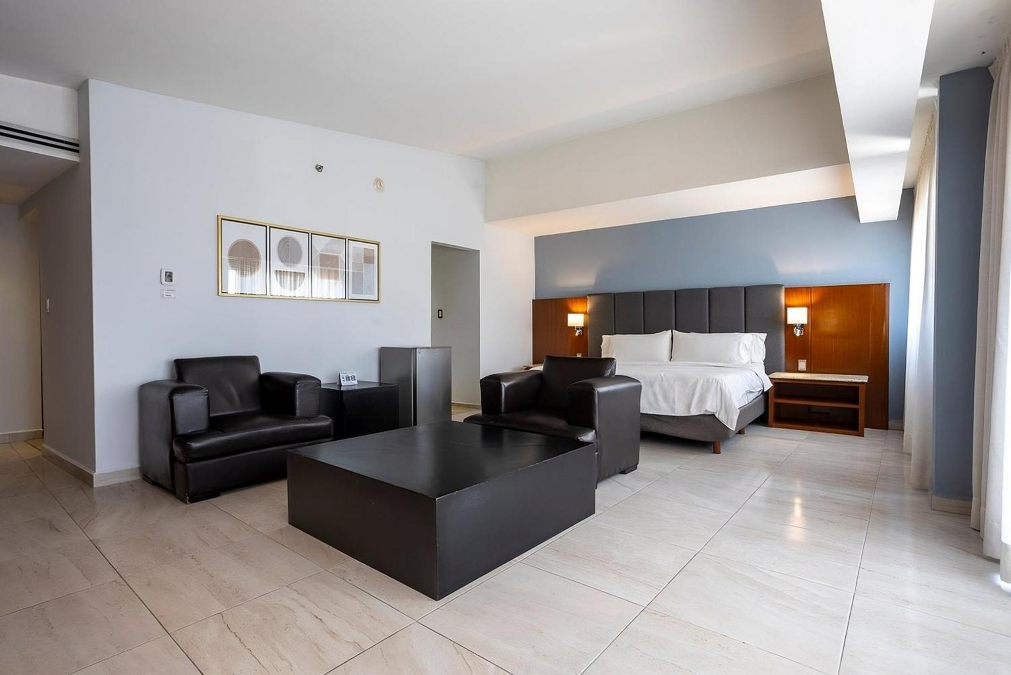 Holiday Inn Puebla Finsa By Ihg Εξωτερικό φωτογραφία
