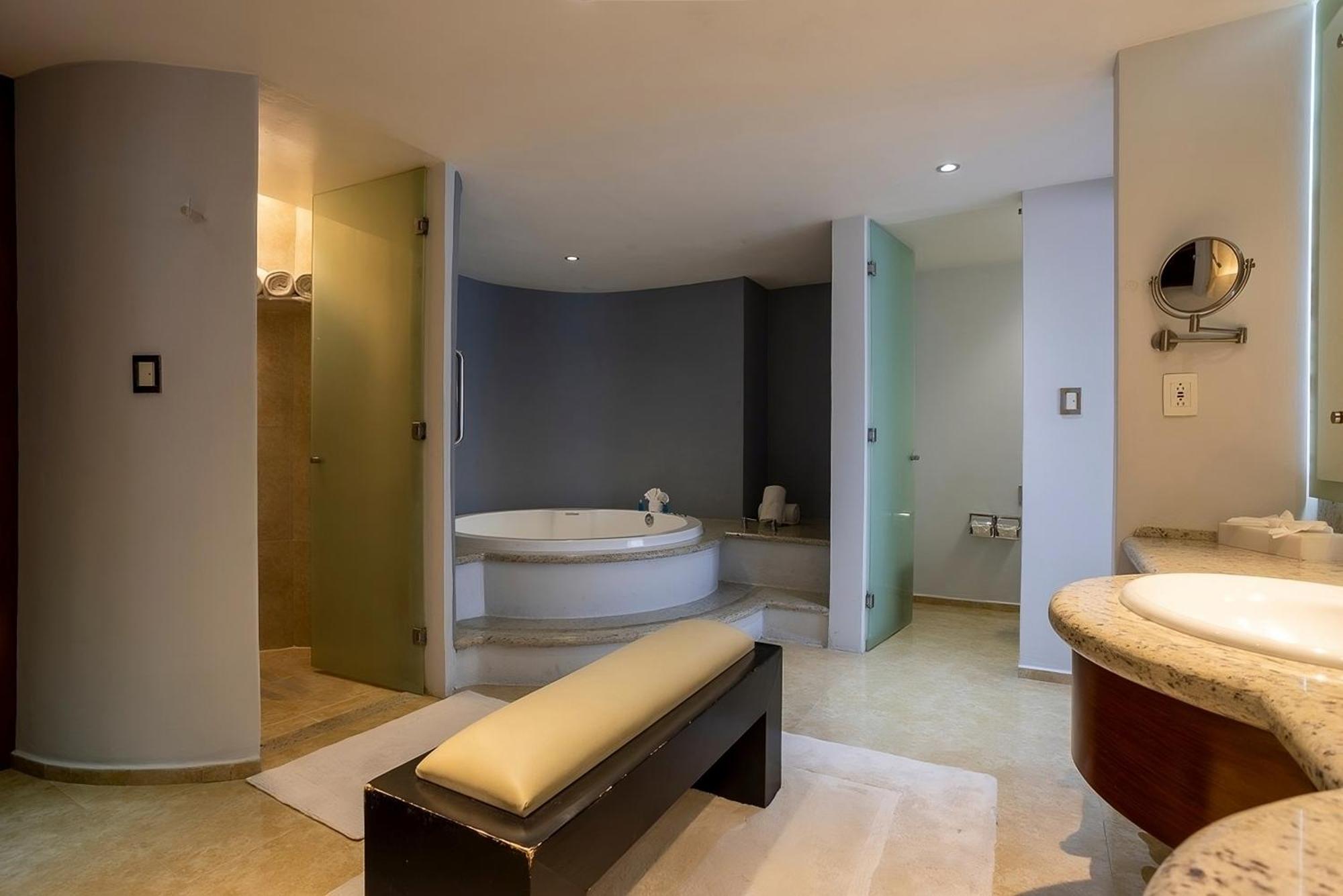 Holiday Inn Puebla Finsa By Ihg Εξωτερικό φωτογραφία