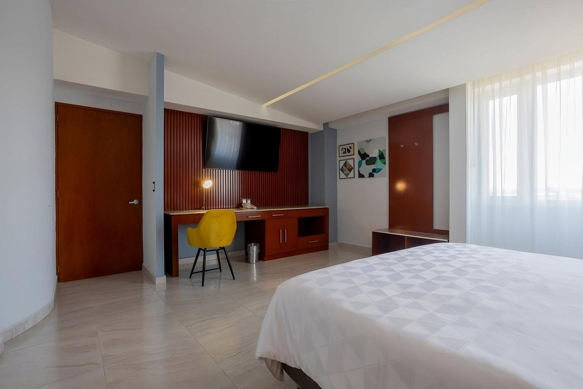 Holiday Inn Puebla Finsa By Ihg Εξωτερικό φωτογραφία